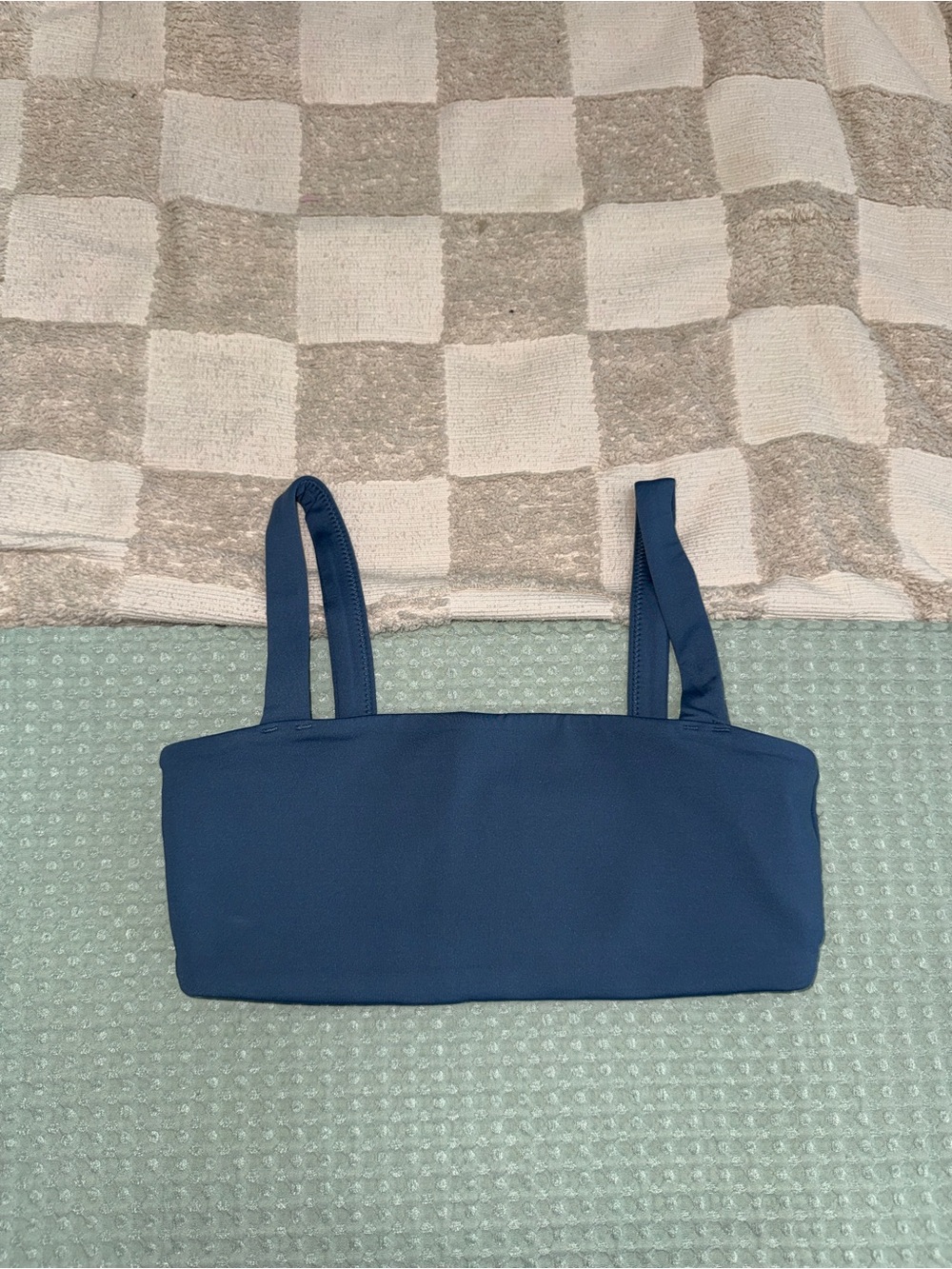 NWOT Vuori Evolve Square Neck Bra size Small